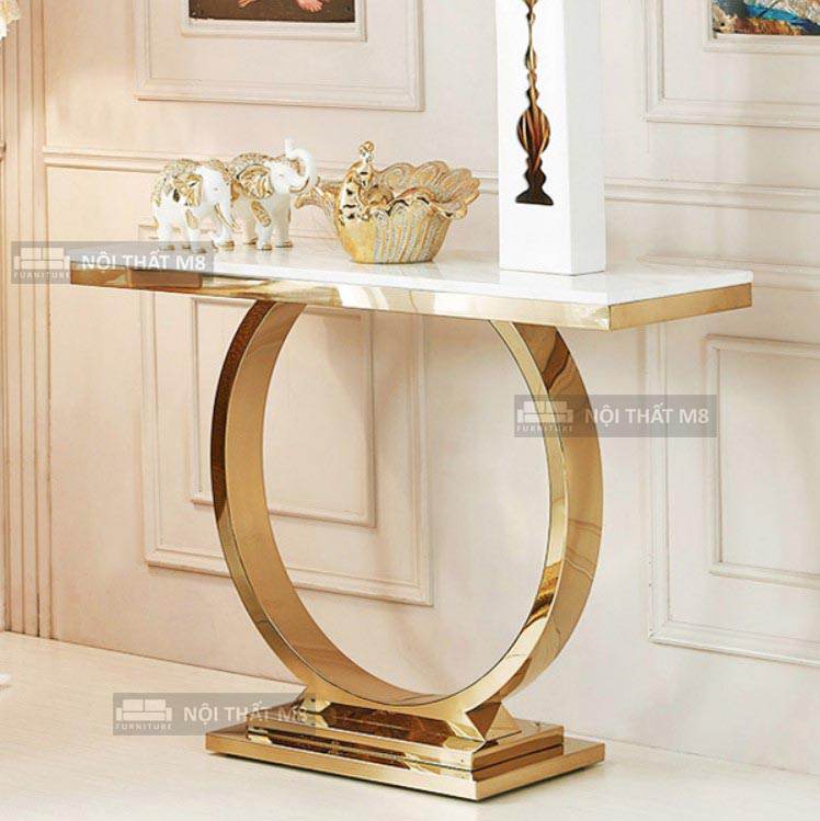 ban-trang-tri-ma-vang